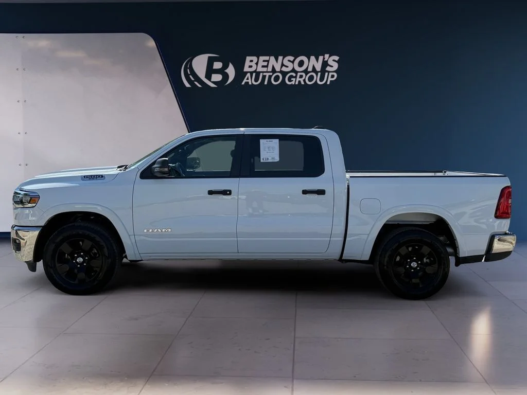Used 2025 White Ram Big Horn/Lone Star image 2
