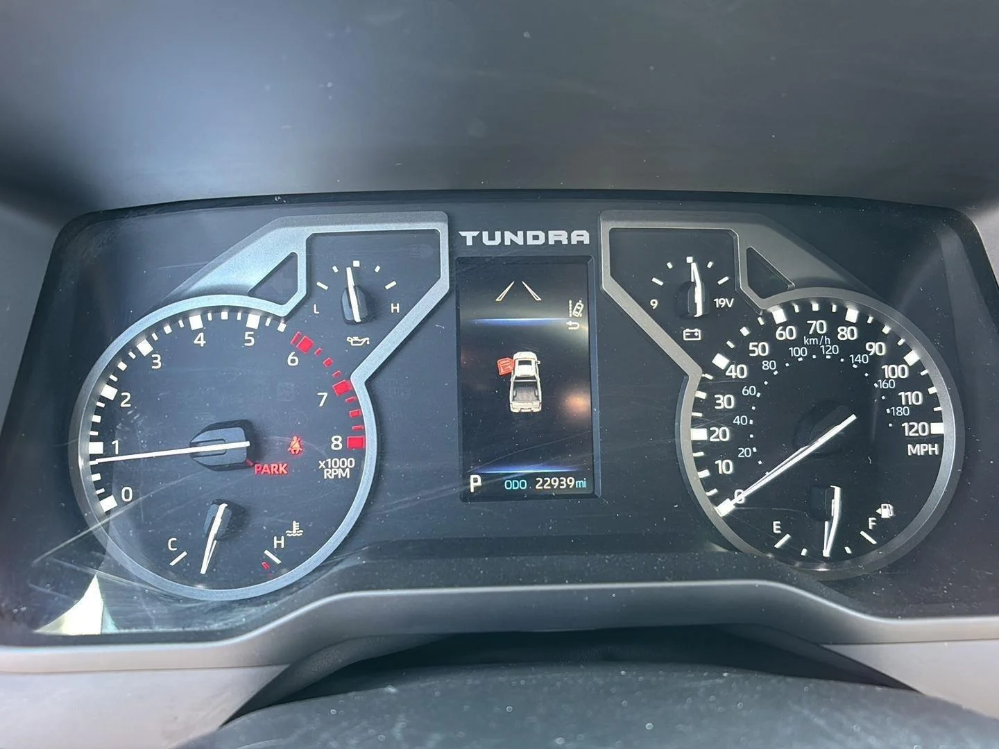 Used 2023 Ice Cap Toyota SR5 image 3