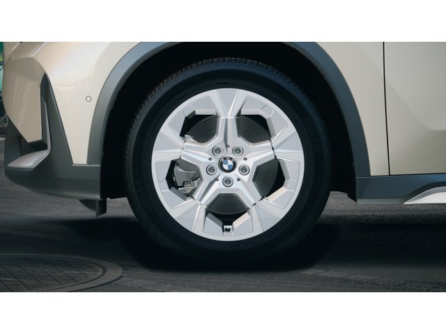 New 2027 Dune Grey Metallic BMW  image 7