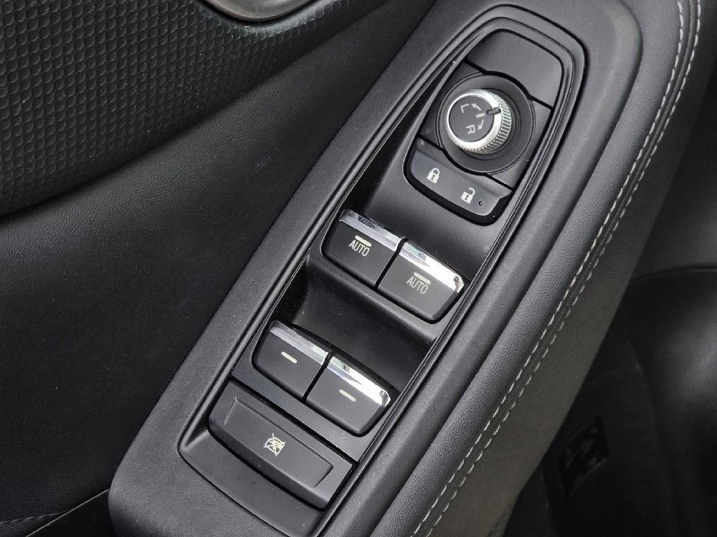 Used 2019 White Subaru Limited image 18