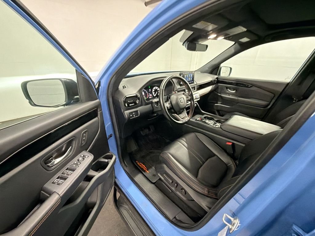 Used 2025 Diffused Sky Pearl Honda TrailSport image 10