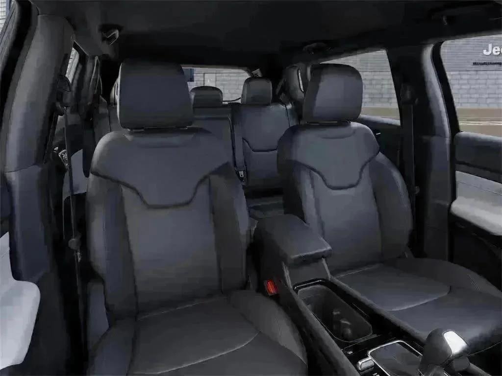 New 2026 Joose Exterior Paint Jeep Limited image 16