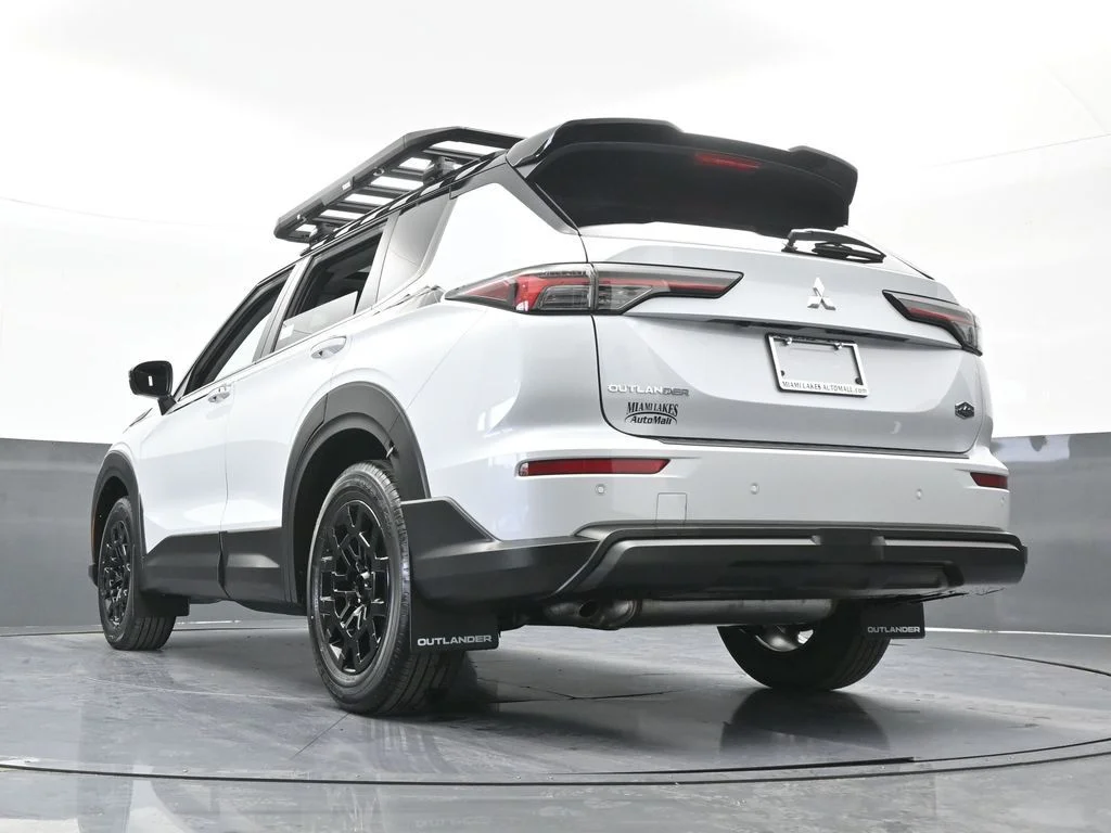 New 2026 White / Black Mitsubishi Trail Edition image 59