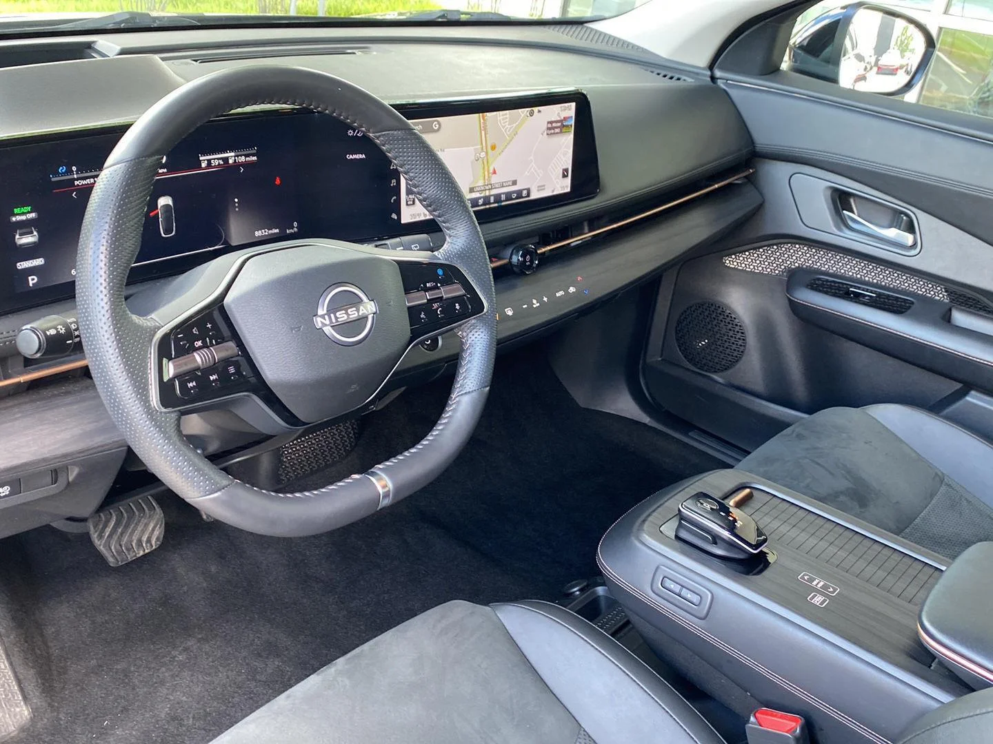 Used 2024 Gun Metallic Nissan ENGAGE image 16
