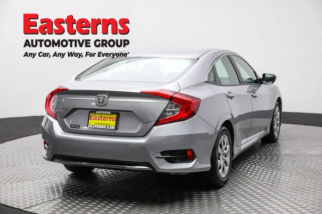 Used 2019 Gray Honda LX image 5