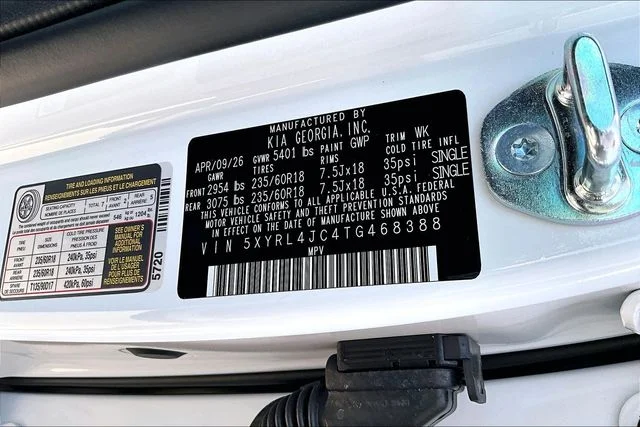 New 2026 White Kia S image 14