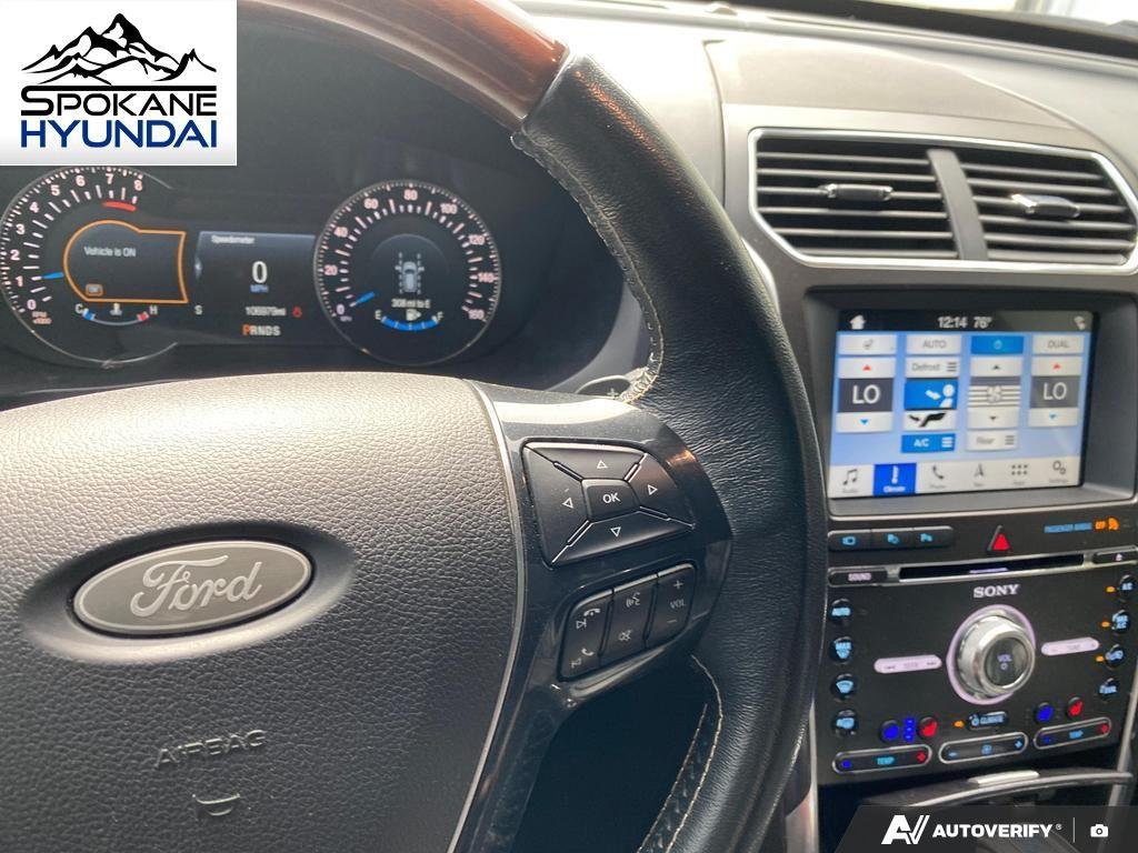 Used 2018 White Platinum Metallic Tri-Coat Ford Platinum image 19