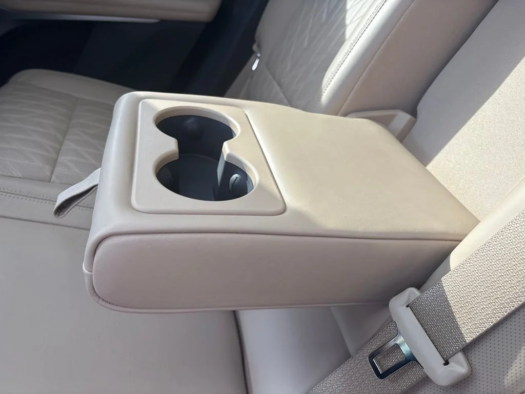 Used 2024 Emerald Cadillac Luxury image 20