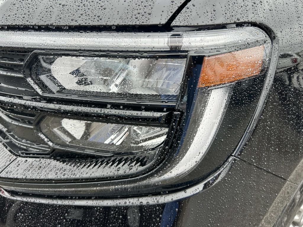 New 2026 Agate Black Metallic Ford Active image 9
