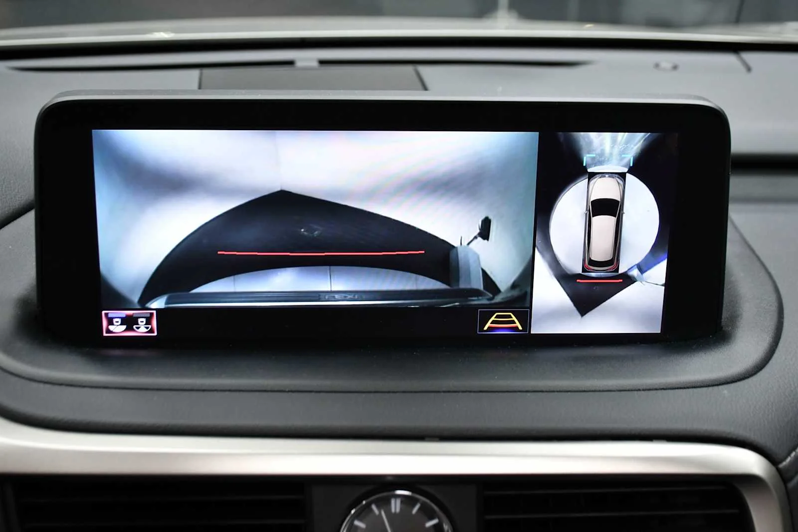 Certified Used 2020 ATOMIC SILVER Lexus  image 21
