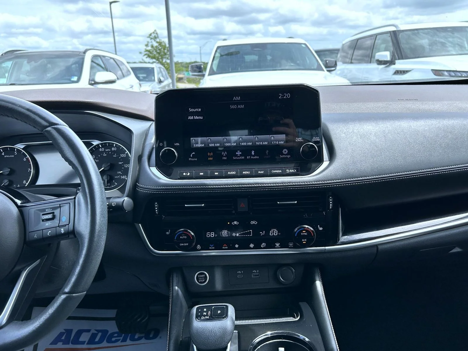 Used 2023 White Nissan SL image 13
