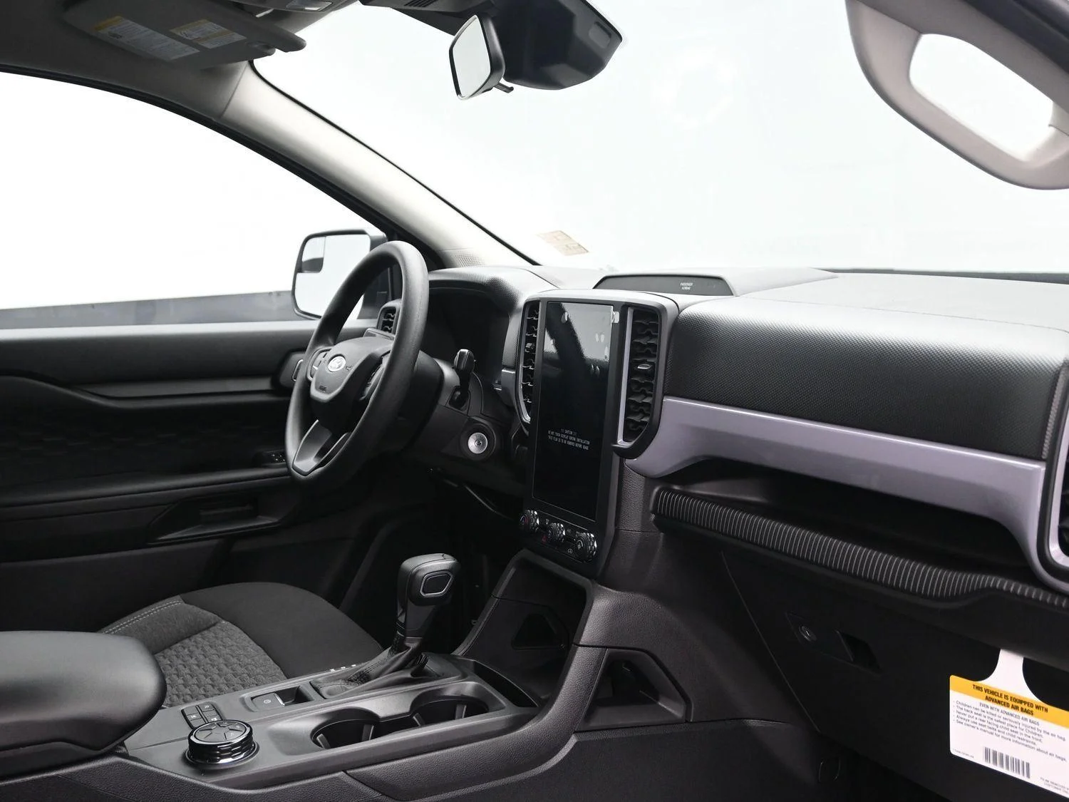 New 2025 Oxford White Ford XL image 9
