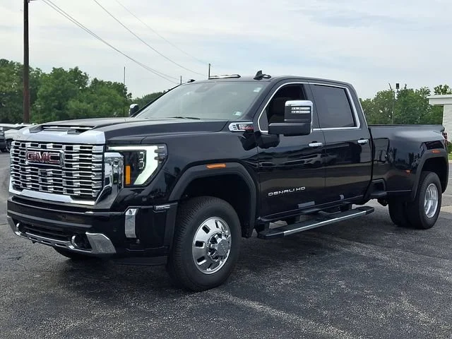 New 2026 Onyx Black GMC Denali DRW image 4