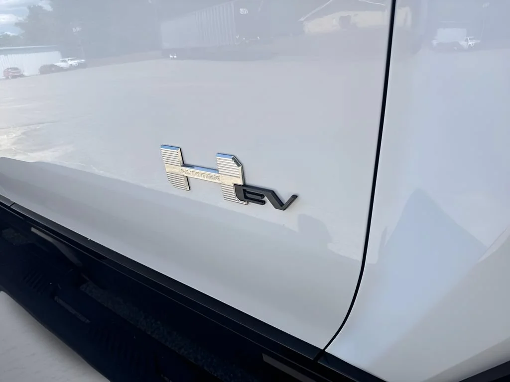 Used 2026 Interstellar White GMC 2X image 39