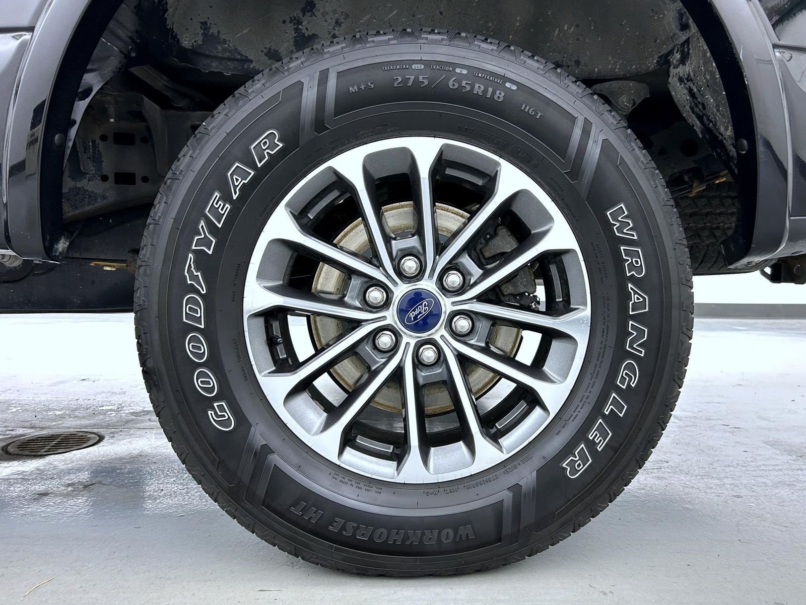 Used 2020 Black Ford XLT image 22