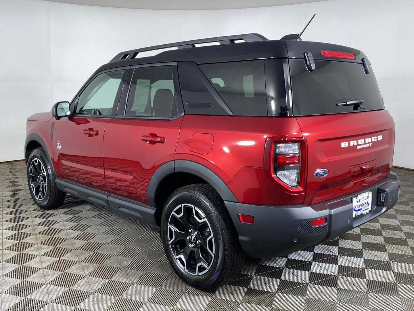 New 2025 Ruby Red Metallic Ford Outer Banks image 40