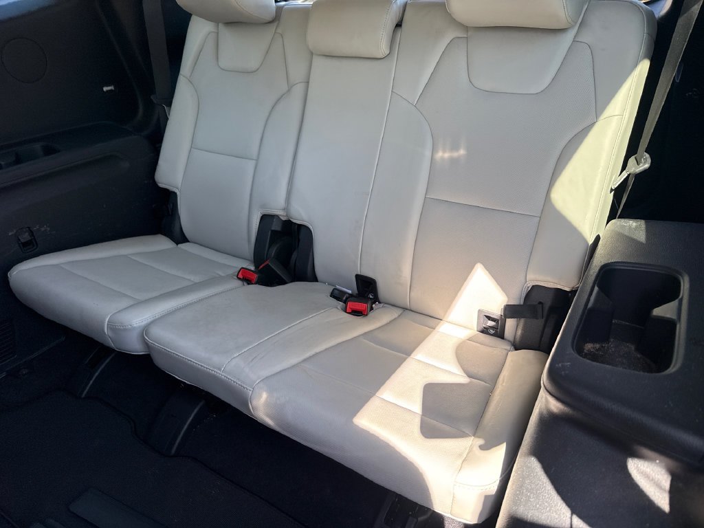 Used 2020 Green Kia S image 17
