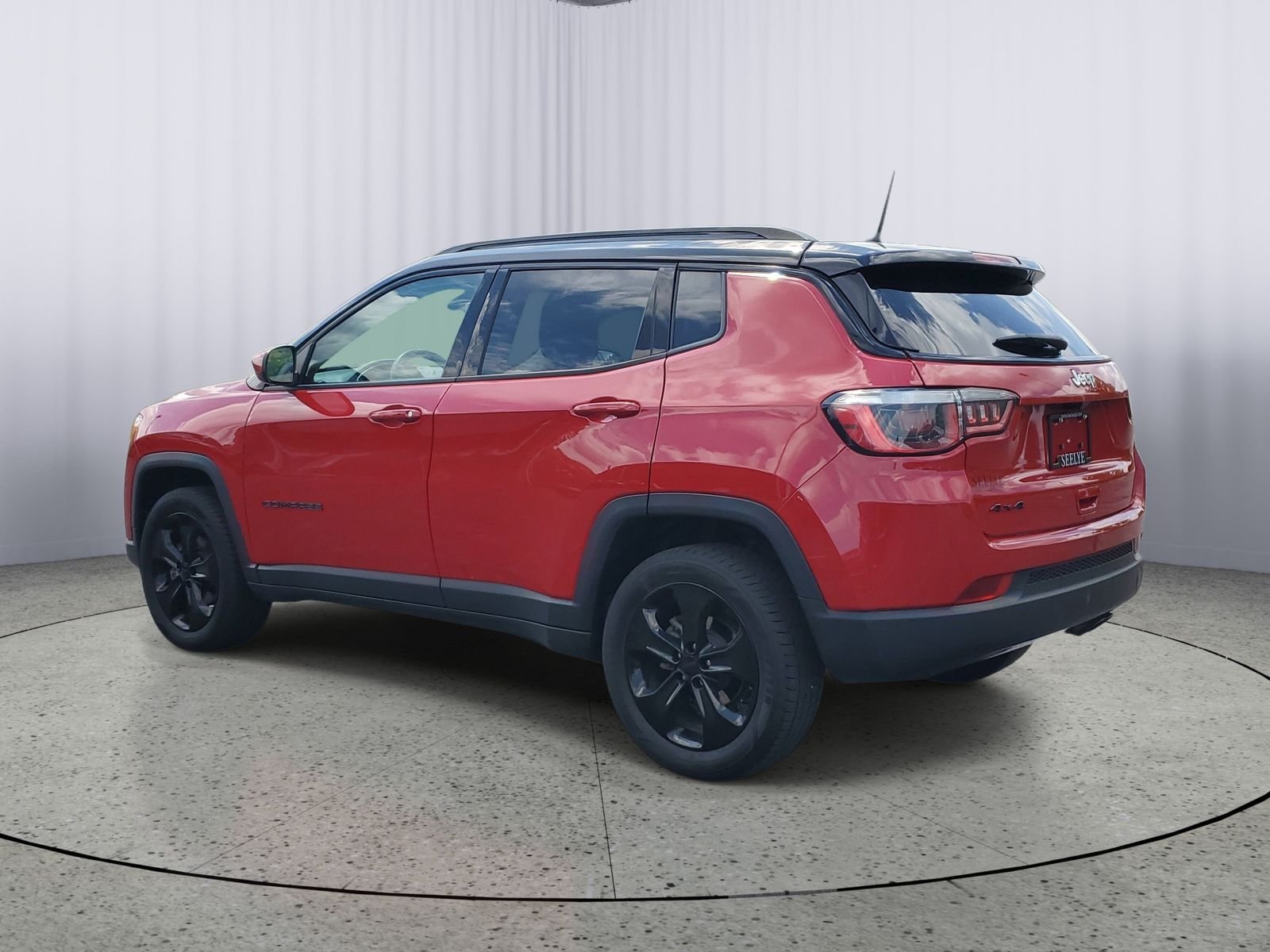 Certified Used 2018 Red Jeep Latitude image 3