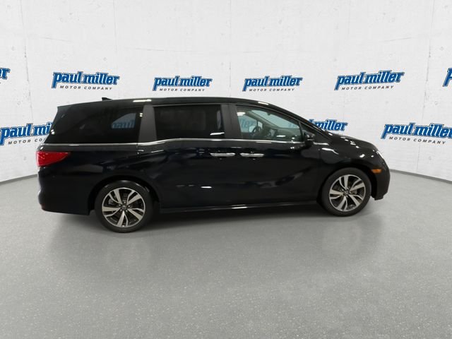 Used 2024 Crystal Black Pearl Honda Touring image 12