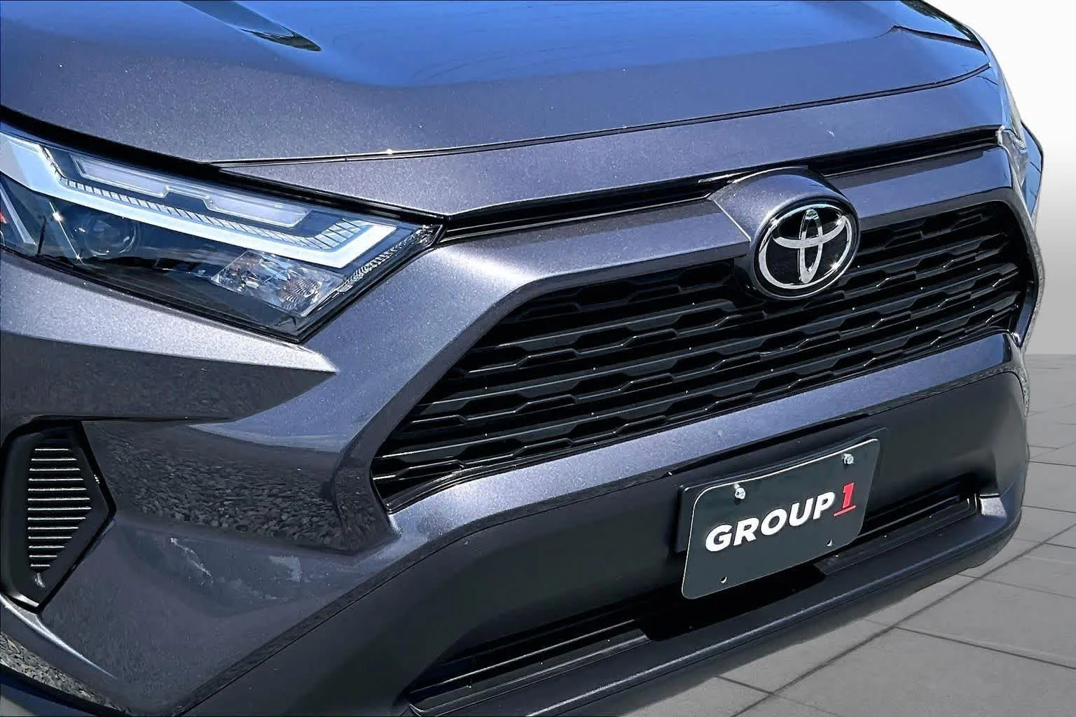Used 2025 Magnetic Gray Metallic Toyota XLE image 30