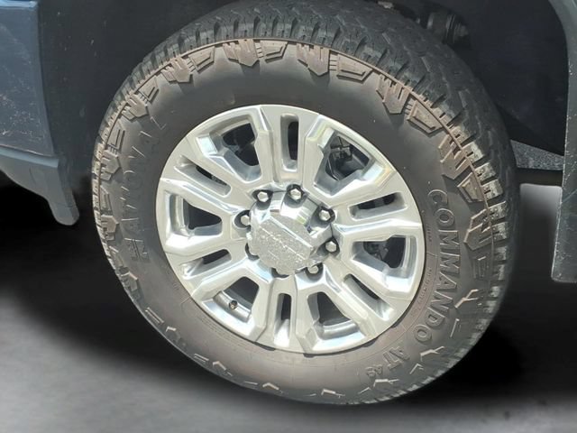 Used 2022 Pacific Blue Metallic GMC Denali image 17