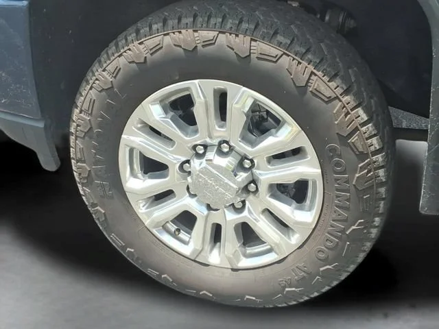 Used 2022 Pacific Blue Metallic GMC Denali image 17
