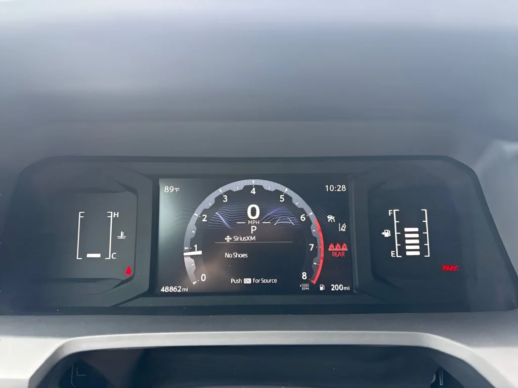 Used 2025  Toyota SR image 23