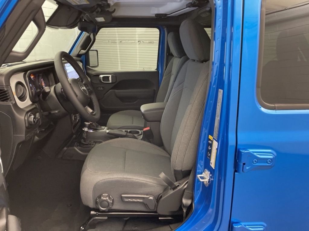 New 2026 Hydro Blue Pearlcoat Jeep Sport S image 15