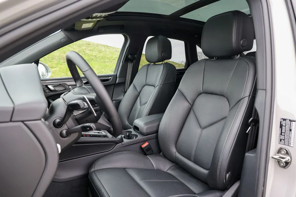 Certified Used 2026  Porsche  image 5