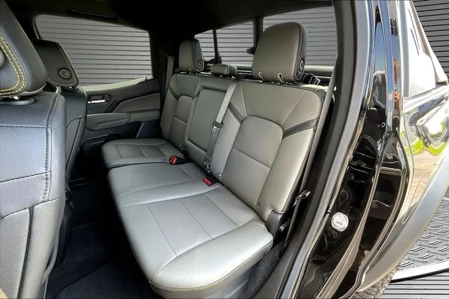 Used 2025 Black Chevrolet ZR2 image 22