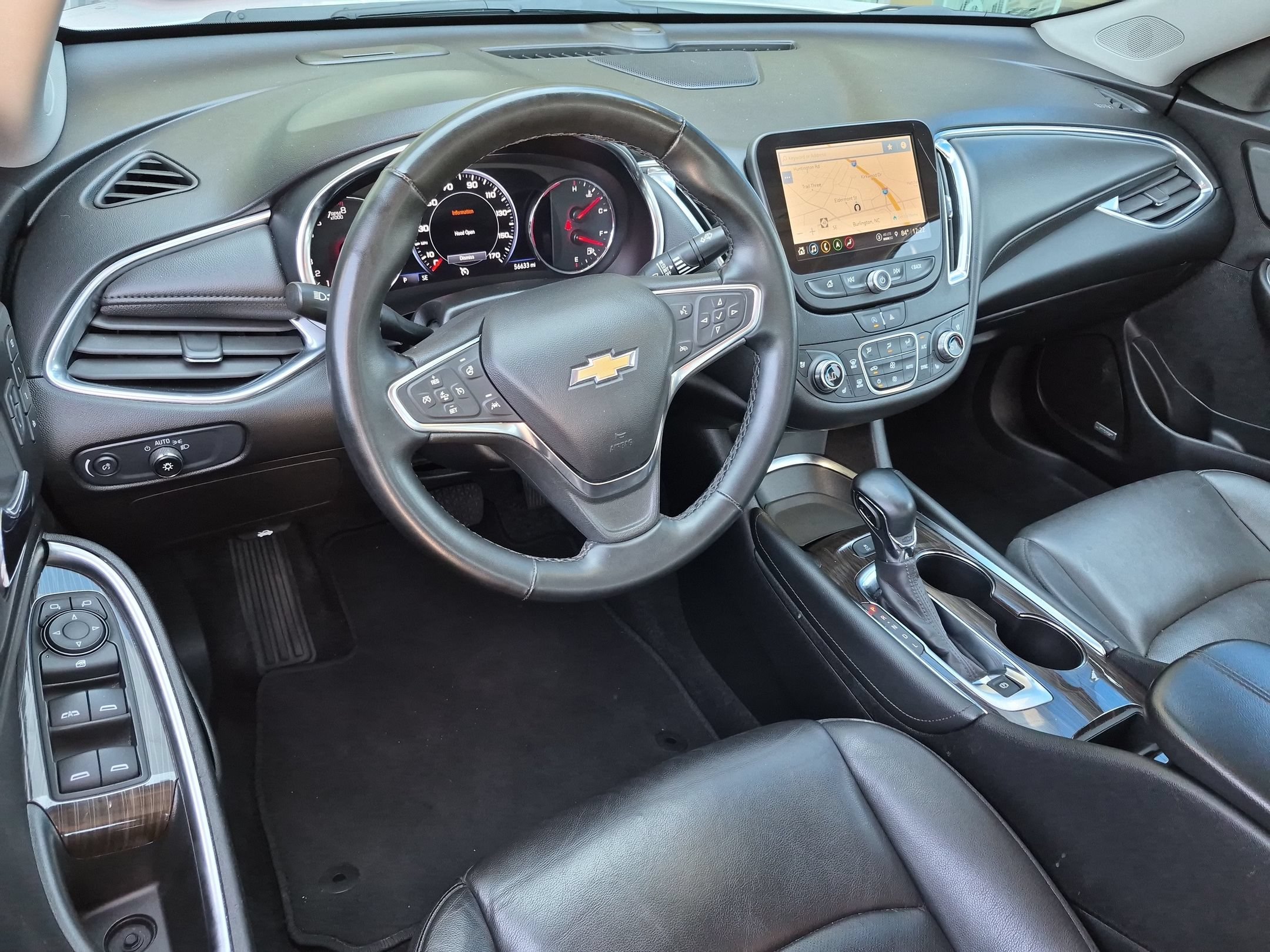 Used 2024 Summit White Chevrolet 2LT image 30