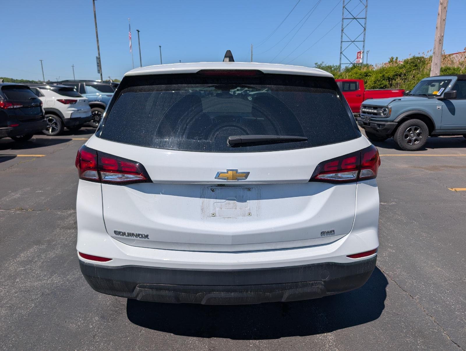 Used 2023 Summit White Chevrolet LS image 8