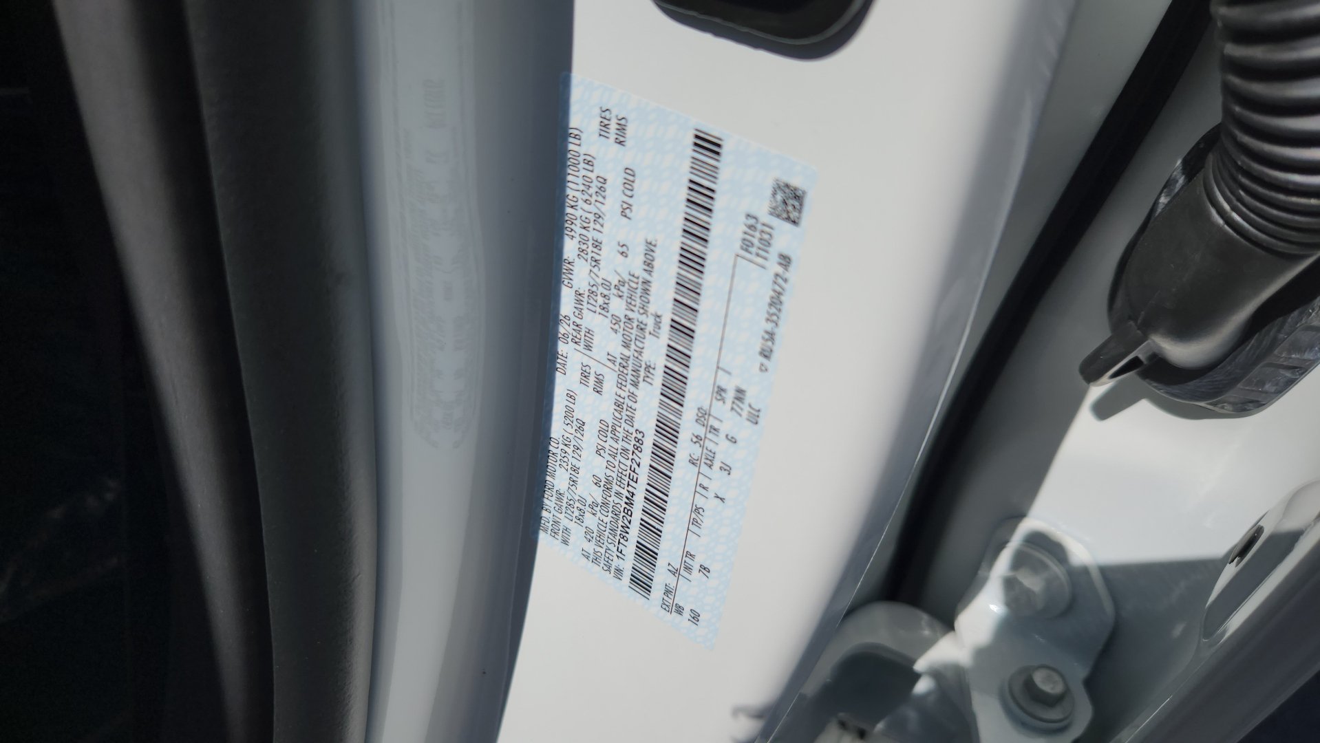 New 2026 Star White Metallic Tri-Coat Ford Platinum image 11