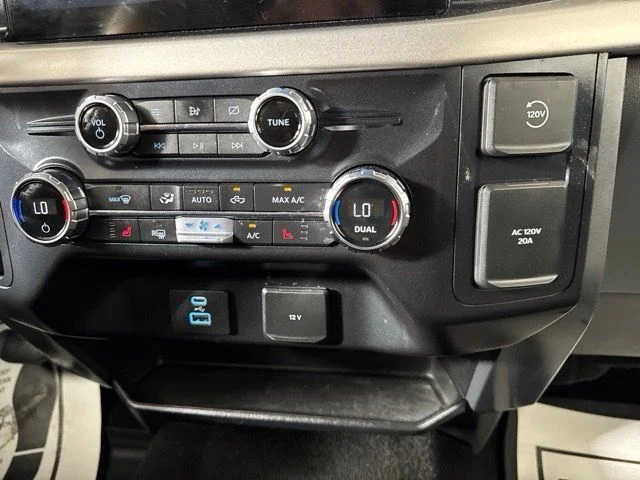 Certified Used 2021 Blue Metallic Ford XLT image 17