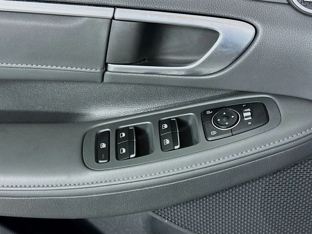 Used 2020 Gray Hyundai Limited image 21