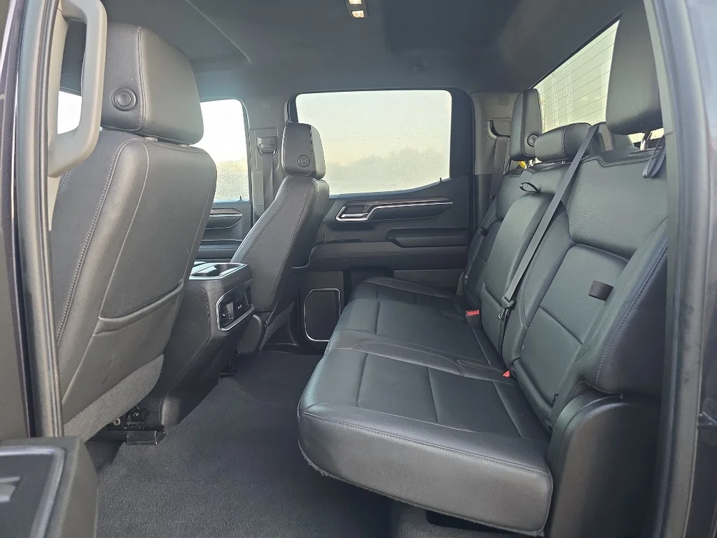 2022 Chevrolet Silverado 1500 LTZ - Photo 9