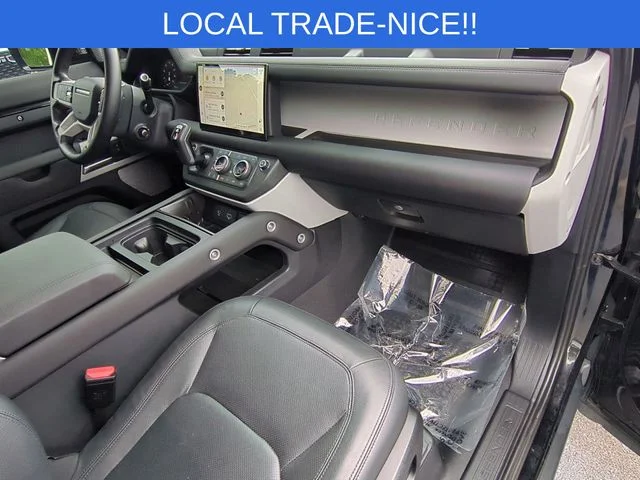 Used 2024  Land Rover S image 38