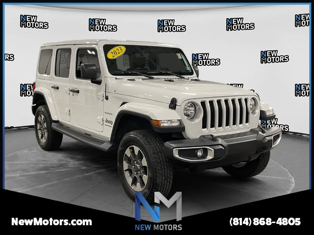 Used 2023 Bright White Clearcoat Jeep Sahara image 7