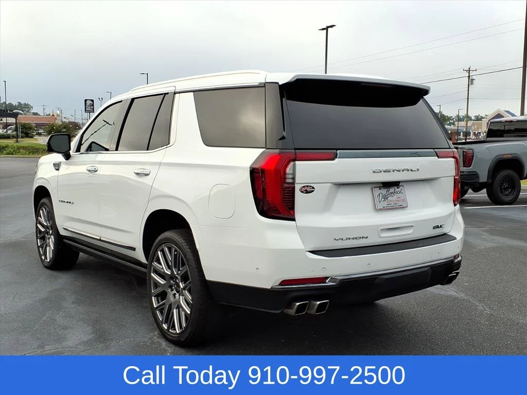 Used 2025 Summit White GMC Denali Ultimate image 6