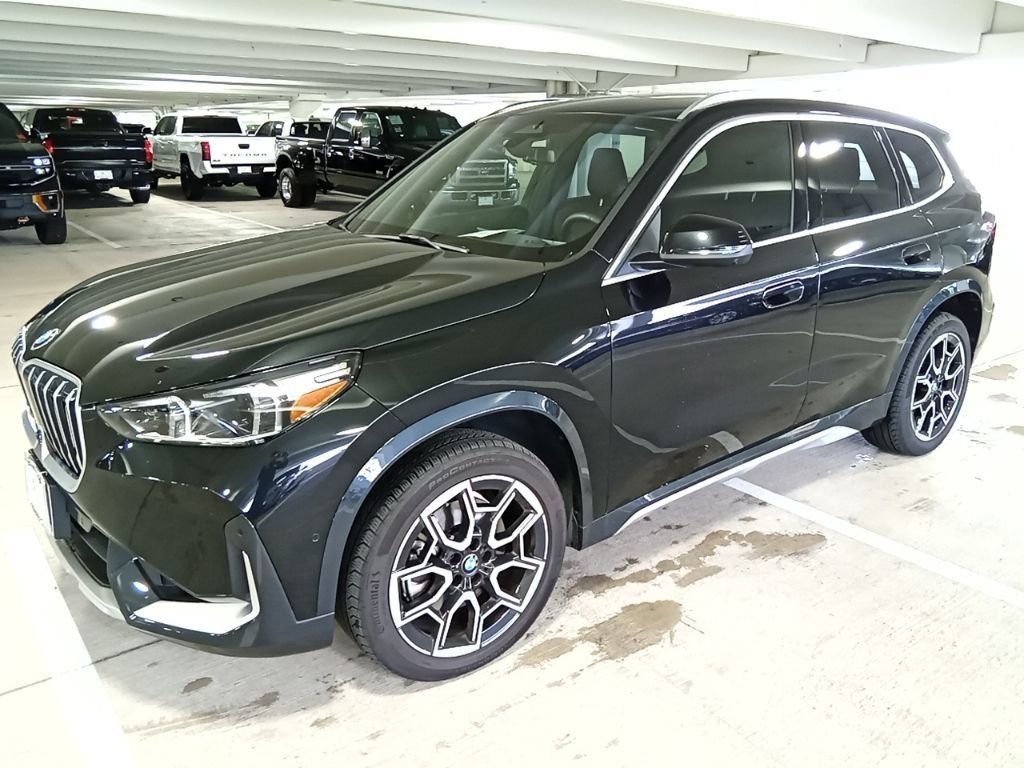 2025 BMW X1 xDrive28i's photo