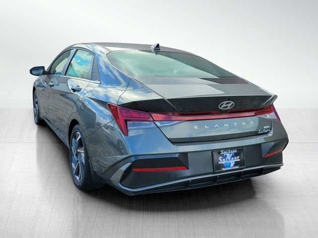 2025 Hyundai Elantra Limited - Photo 44