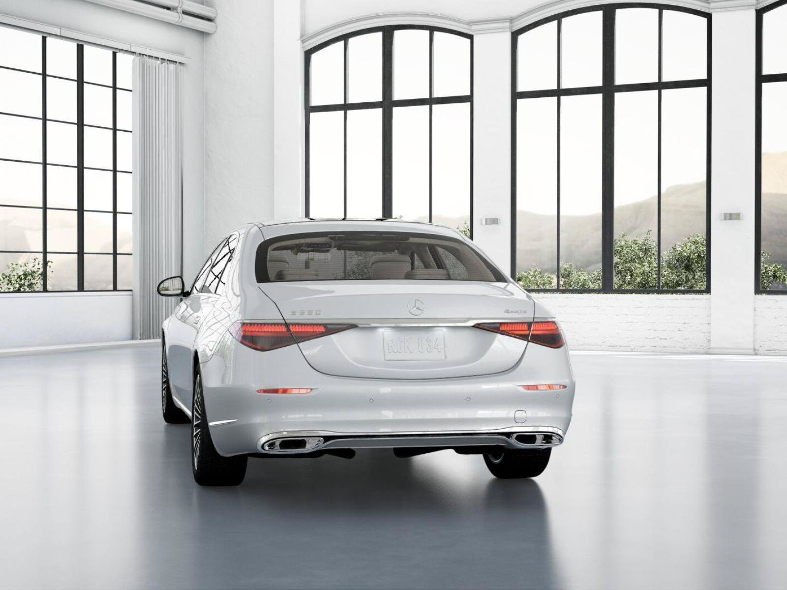 New 2026 MANUFAKTUR Moonlight White Metallic Mercedes-Benz S 580 image 39
