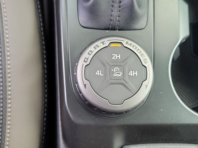 New 2026 Avalanche Gray Ford Outer Banks® image 13