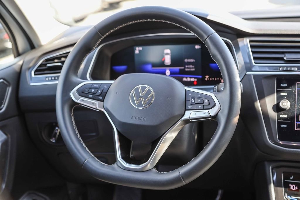 2022 Volkswagen Tiguan SE - Photo 15