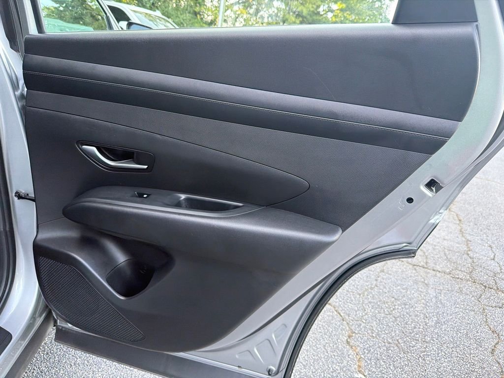 2025 Hyundai Tucson SE - Photo 16