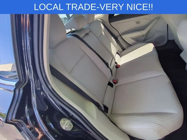 Used 2019 Black Volkswagen SEL image 34