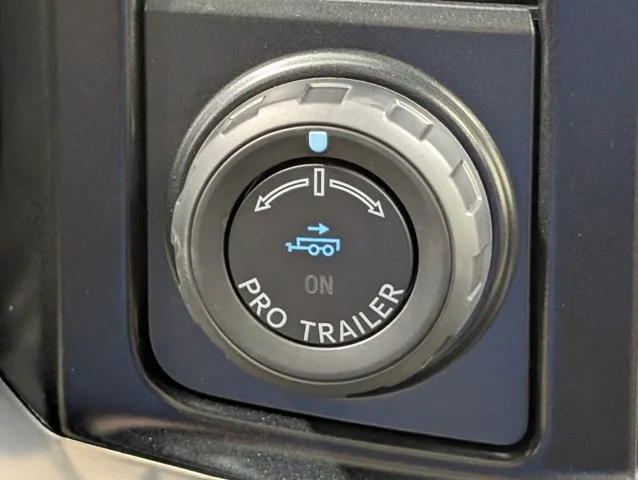 New 2026 Star White Metallic Tri-Coat Ford F-250® King Ranch® image 48
