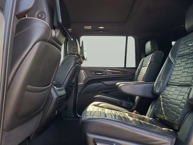 Used 2021 BLACK RAVEN Cadillac Sport Platinum image 13