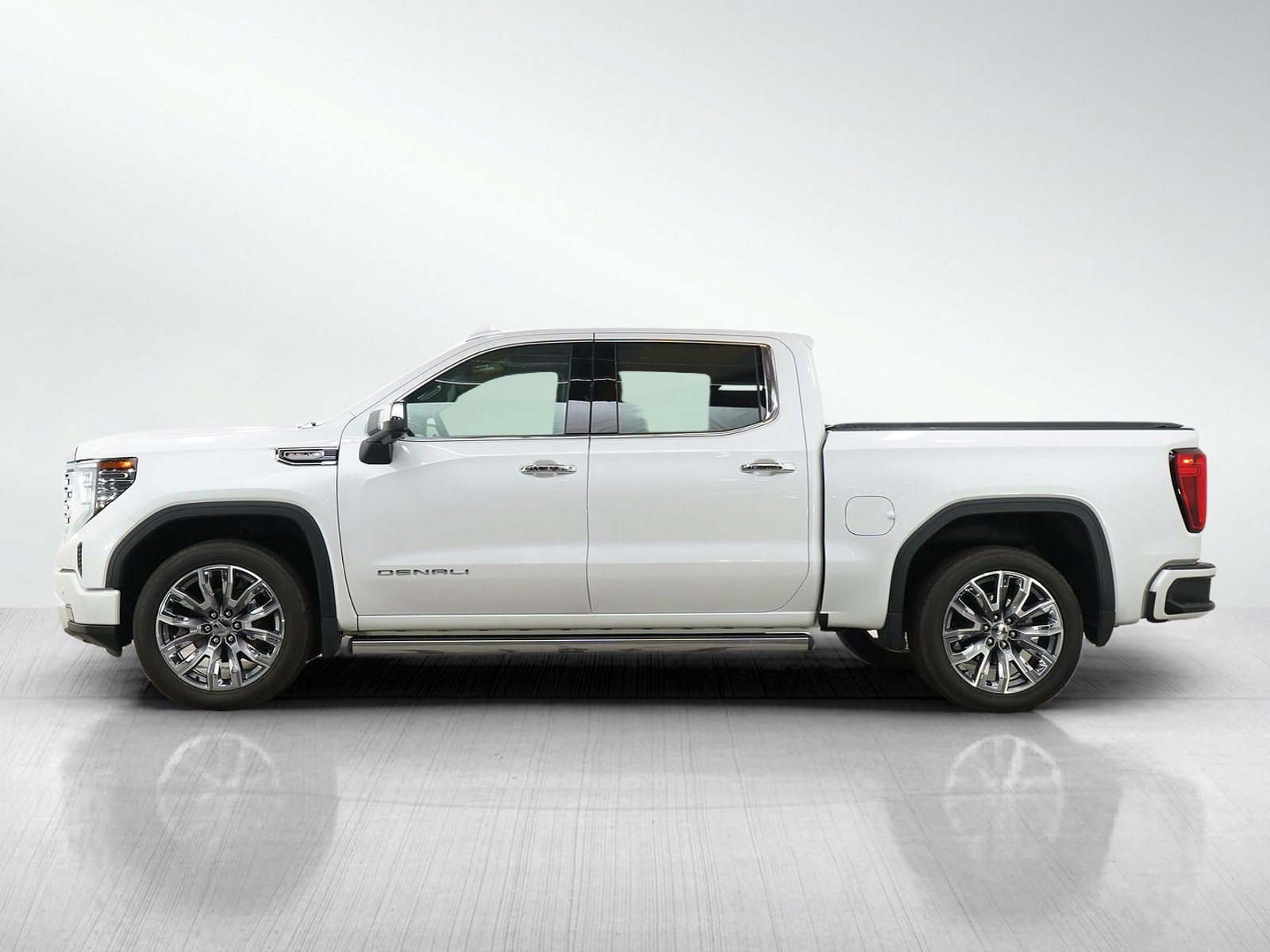 Used 2023 GMC Sierra 1500 Denali Denali with VIN 3GTUUGEL8PG164037 for sale in Bloomington, Minnesota