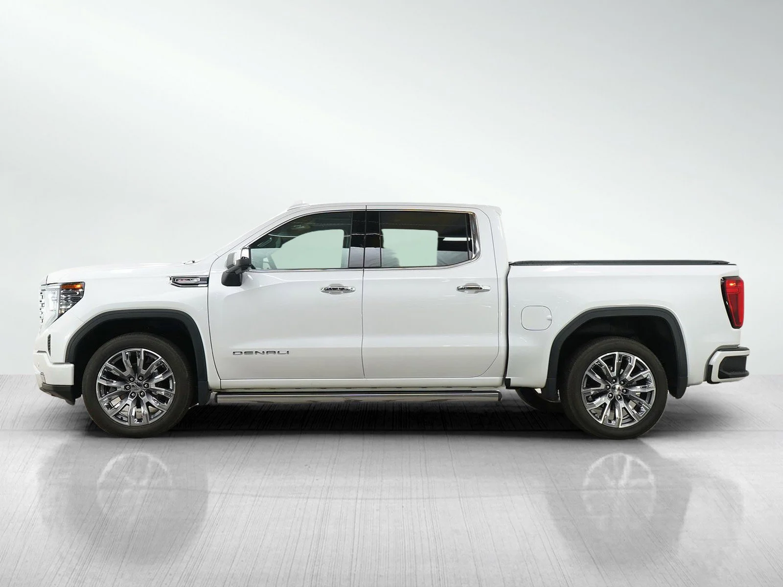 Used 2023 GMC Sierra 1500 Denali Denali with VIN 3GTUUGEL8PG164037 for sale in Bloomington, Minnesota